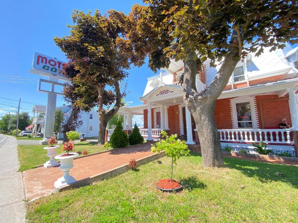 Motel T Côté — hôtel-motel 34 unités au 80 rue Fraser, Rivière-du-Loup, Bas-Saint-Laurent — à vendre 1 199 000$